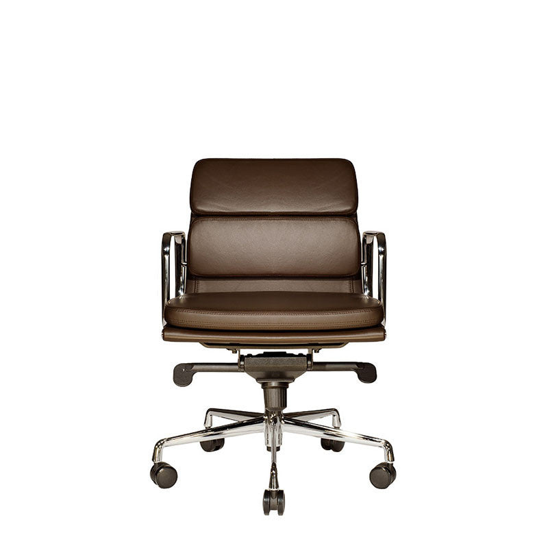 https://www.officefurnitureheaven.com/cdn/shop/products/clyde-lowback-chair-brown-leather-front-view-seating-office-furniture-heaven_50b81588-9977-4c87-8e00-5a80609093b2_1024x1024.jpeg?v=1527190444